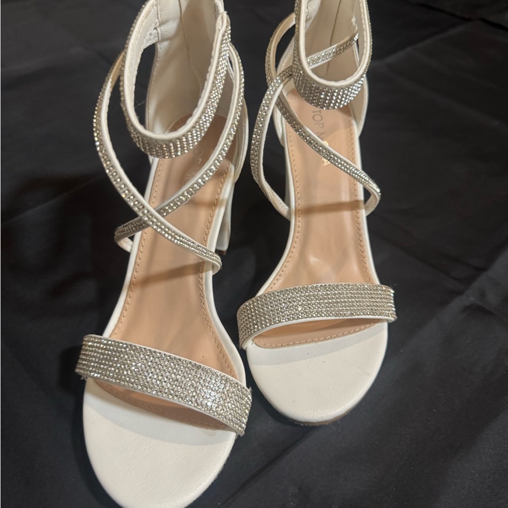 TOP Moda White Crystal-Strap Dress Heels